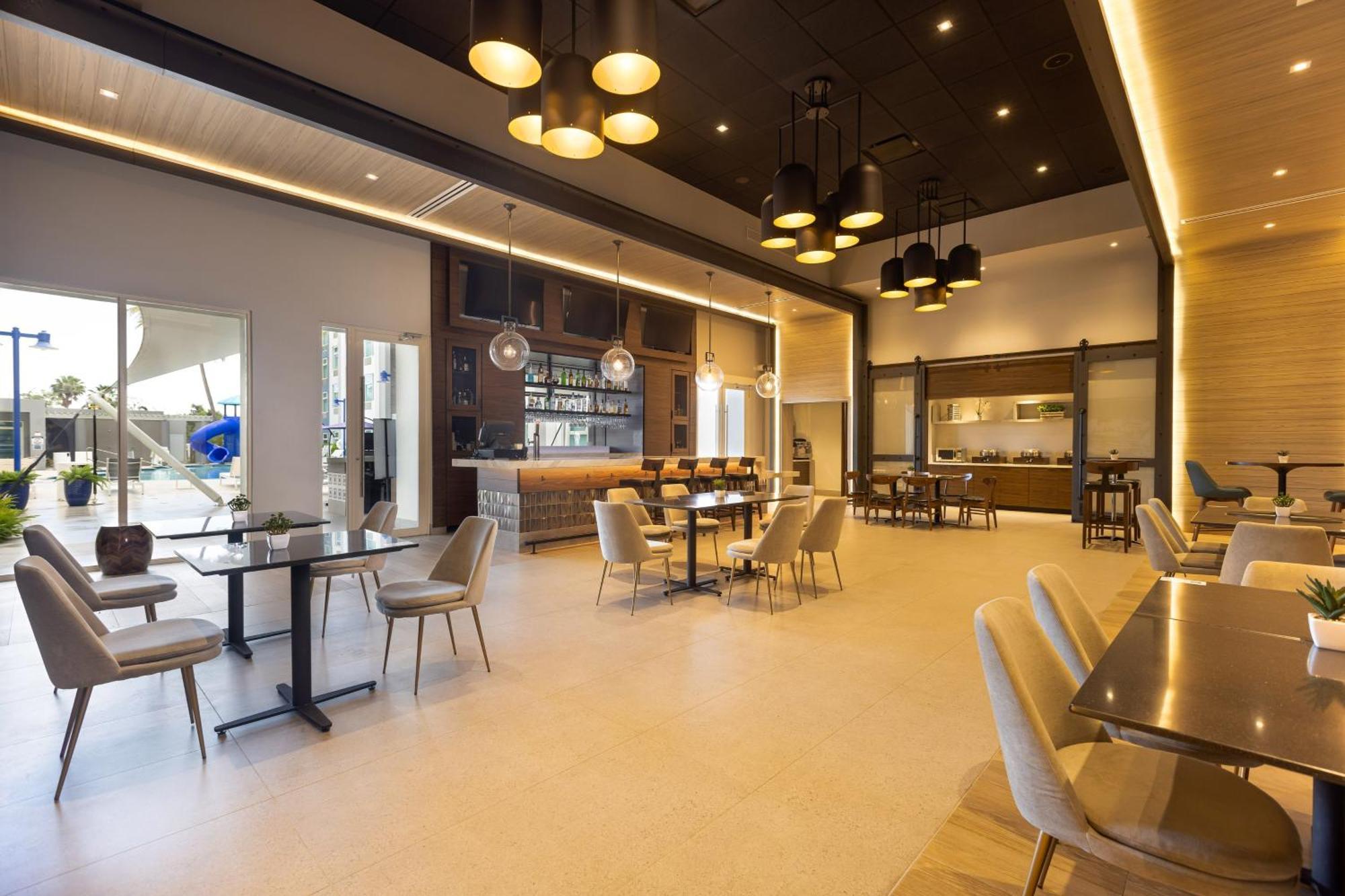 Four Points By Sheraton Caguas Real Екстериор снимка
