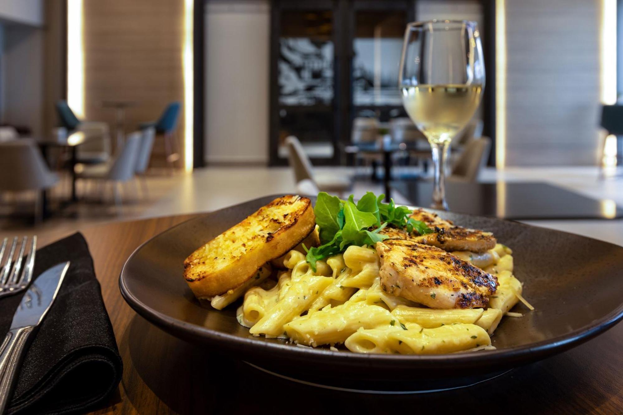 Four Points By Sheraton Caguas Real Екстериор снимка