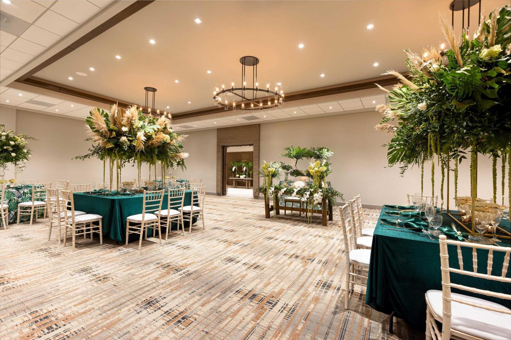 Four Points By Sheraton Caguas Real Екстериор снимка