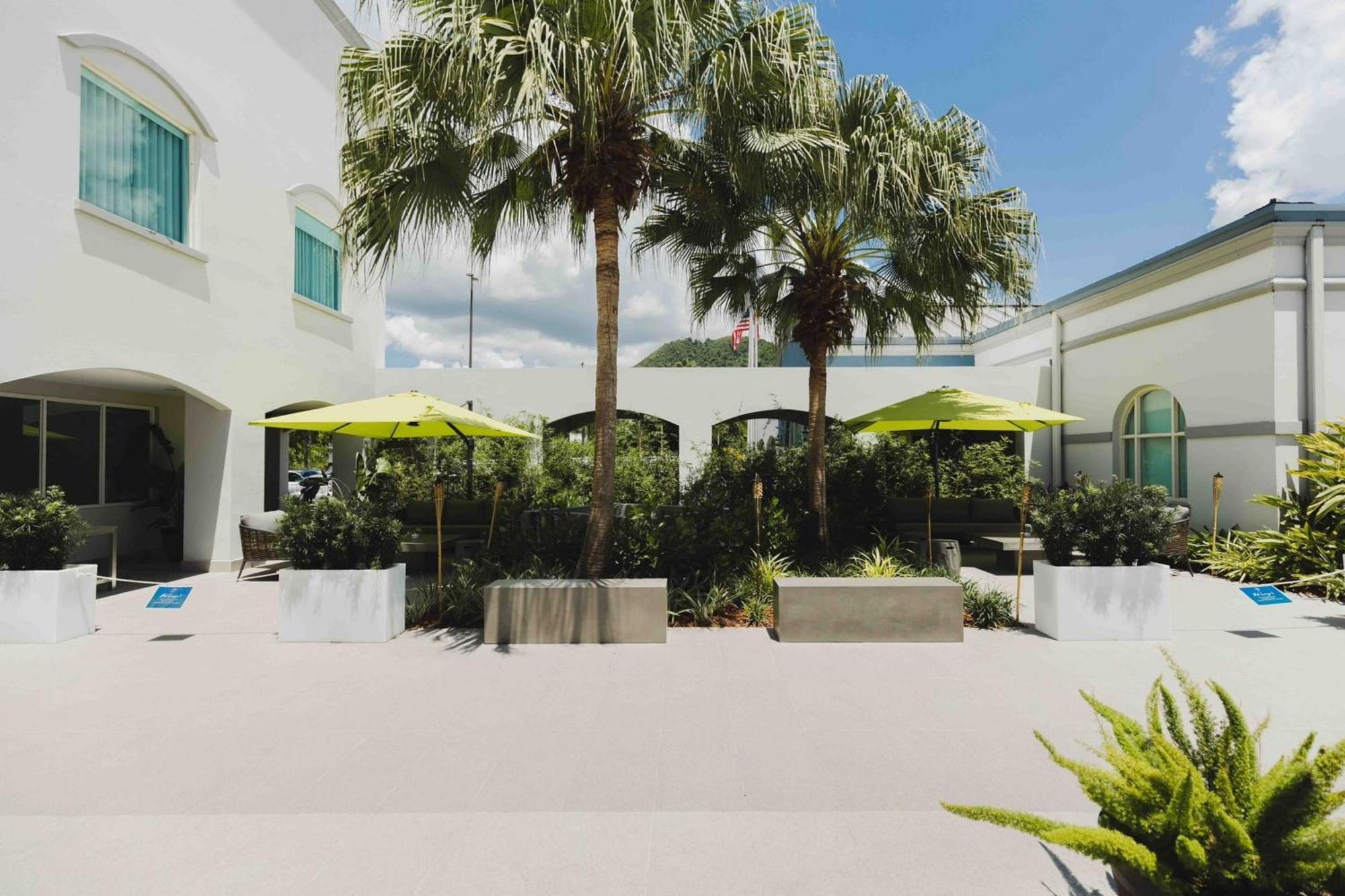 Four Points By Sheraton Caguas Real Екстериор снимка