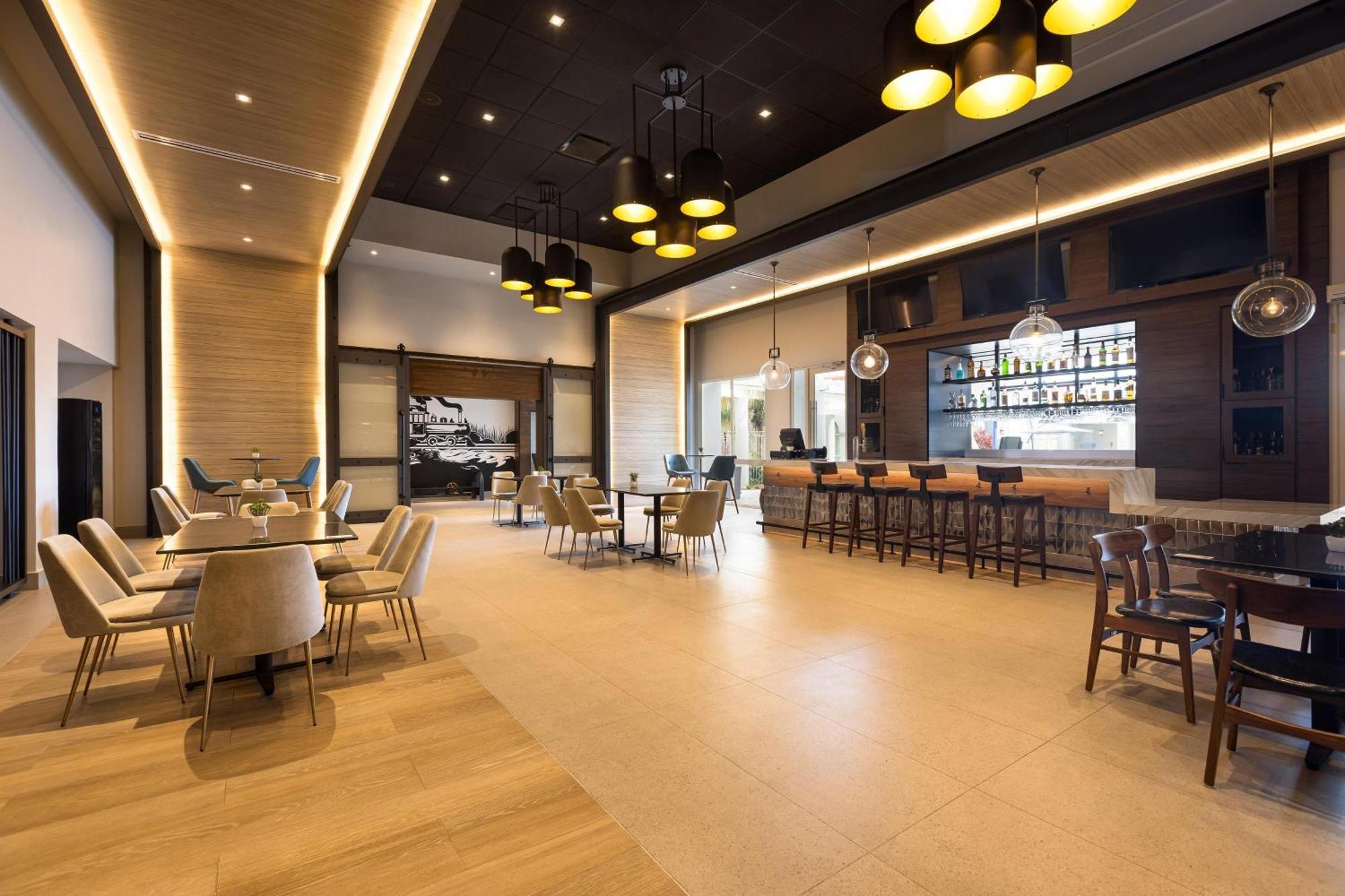 Four Points By Sheraton Caguas Real Екстериор снимка