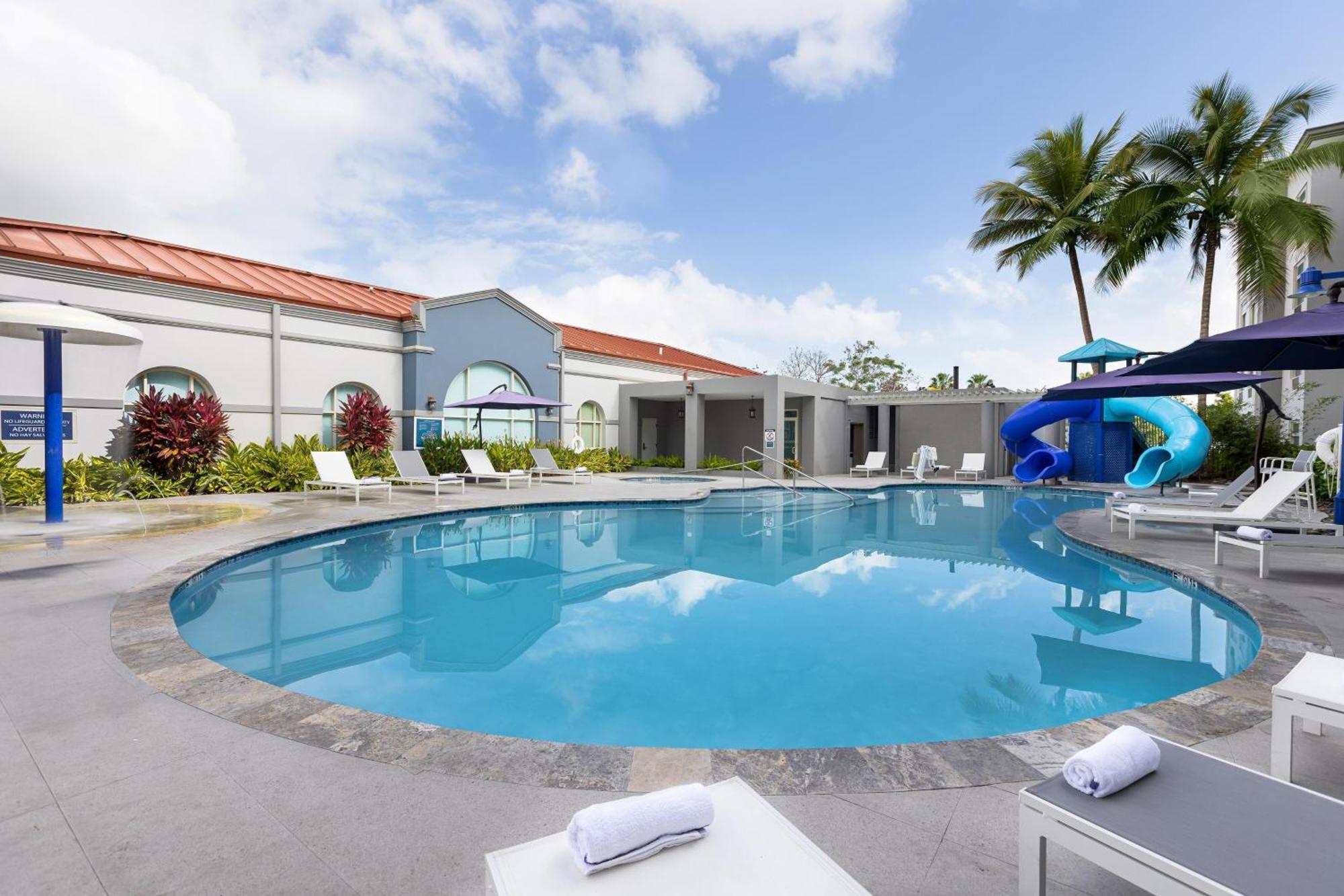Four Points By Sheraton Caguas Real Екстериор снимка