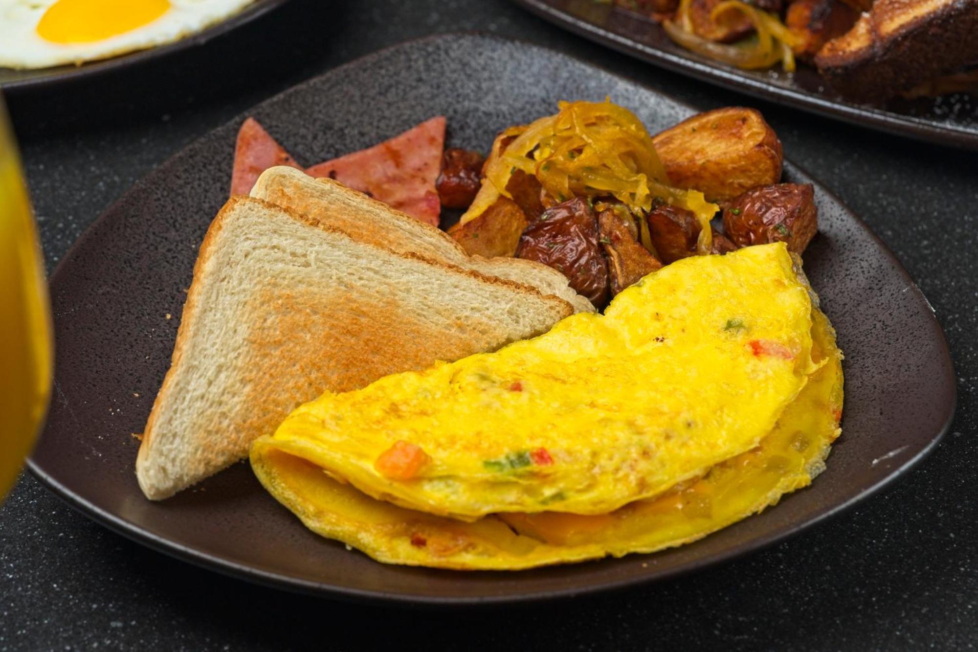 Four Points By Sheraton Caguas Real Екстериор снимка