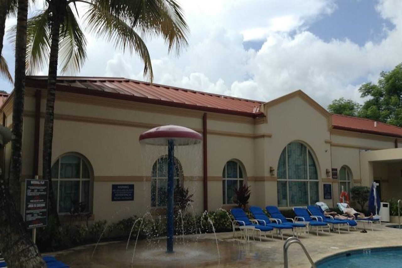 Four Points By Sheraton Caguas Real Екстериор снимка